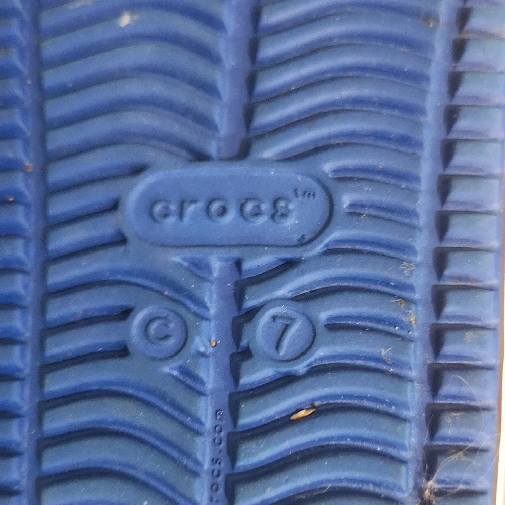 Paw Patrol Kids Blue Crocs - Picture 7 of 7